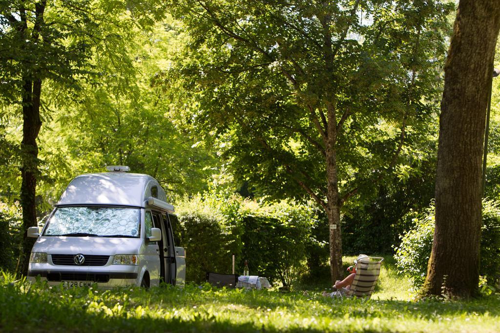 Le Camping Des 3 Lacs Belmont-Tramonet Eksteriør bilde